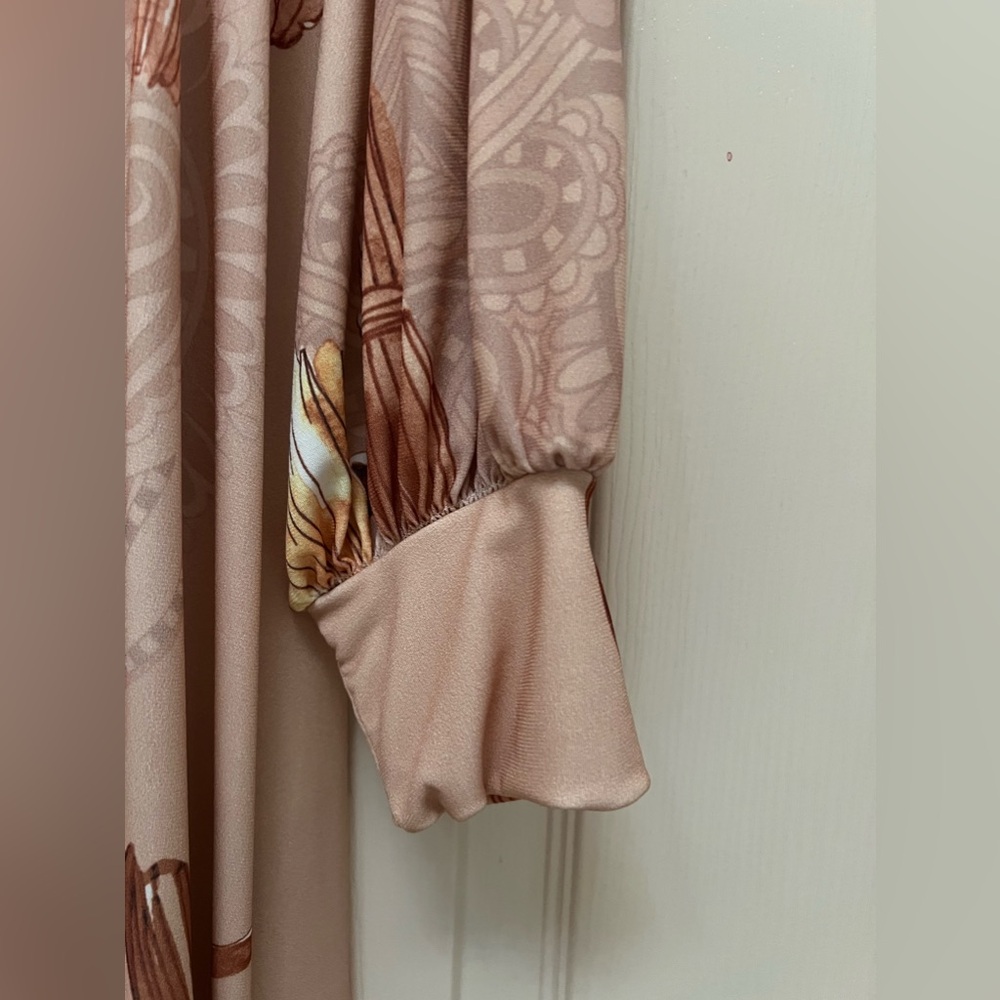Long sleeve maxi dress - Picture 3 of 3